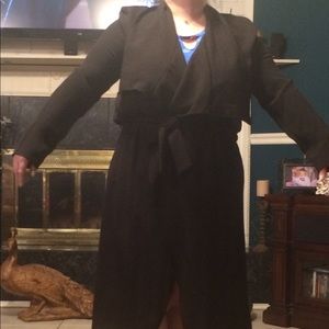 LADIES PLUS SZ 1X LONG BLACK JACKET W/ BELT NEW